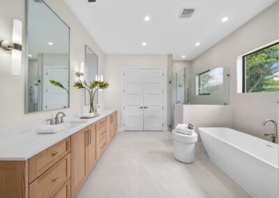 Palmetto Estate - Bathroom