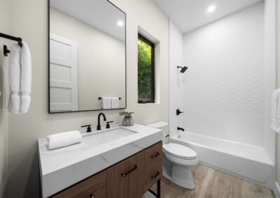 Palmetto Estate - Bathroom