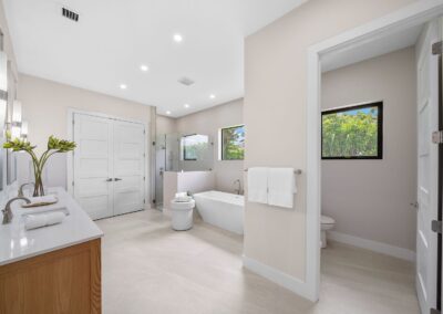 Palmetto Estate - Bathroom